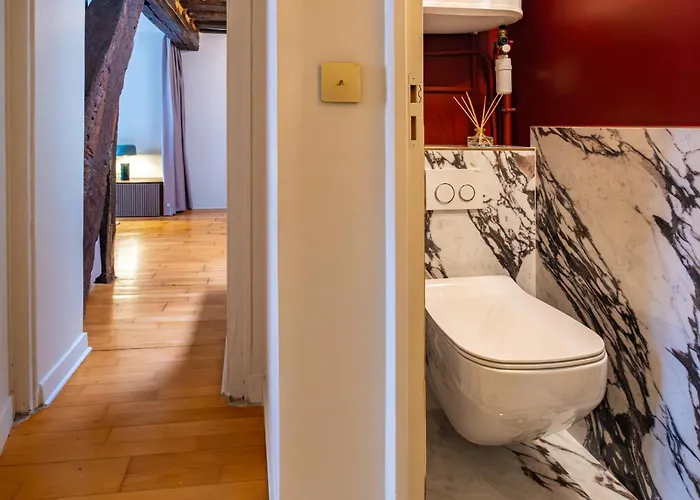 Appartement De *